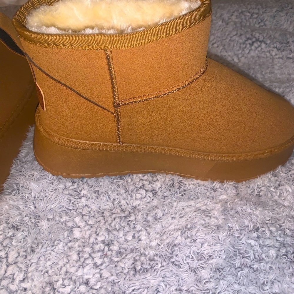 Women’s New Pull on Platform Short Boots Size 40/8 - Picture 6 of 7